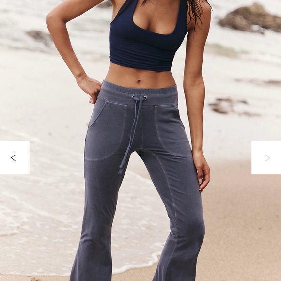 Free People Fp movement New Flow Flares NWOT size Large - Picture 1 of 8